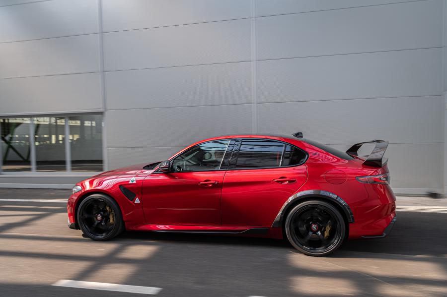  Alfa Romeo Giulia GTAm (952) 2020 года  (фото 14 из 59)